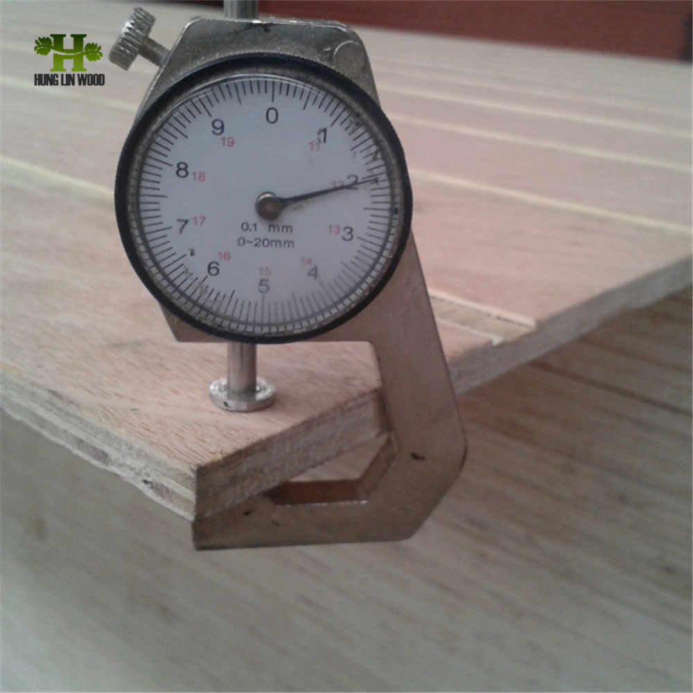 W Shape / U Shape Groove Pine Plywood
